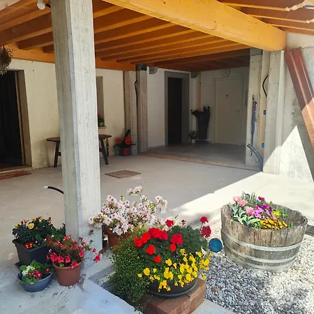 Konukevi Casa Beuzer Cividale del Friuli